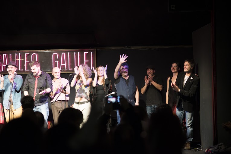 Lujazo de fiesta en la Galileo